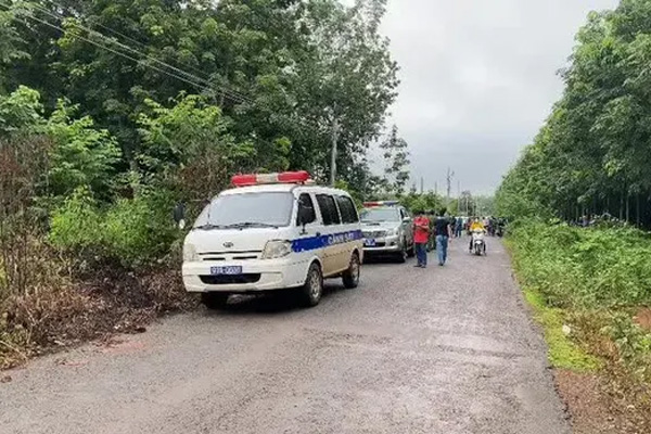 Người phụ nữ nằm chết ở nhà người yêu: Nghi can lái ô tô quay lại và tử vong-2