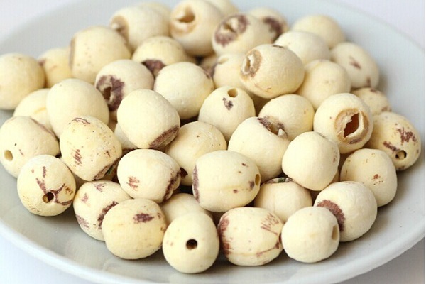 Sai lầm đáng sợ khi dùng hạt sen bồi bổ cho trẻ, nhiều người vẫn làm mà không hay biết-1