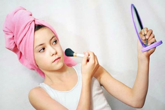 Trẻ thường xuyên được cha mẹ cho làm 2 việc này dễ dậy thì sớm: Nắm rõ nguyên nhân để bảo vệ con