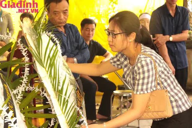 Xóm làng, người thân, bạn học nghẹn lòng tiễn nam sinh lớp 10 xấu số về đất mẹ ngàn thu-8