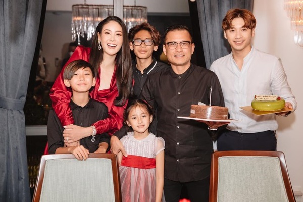 Muốn biết đứa trẻ có hạnh phúc, gia đình có hài hòa hay không, hãy nhìn vào tình trạng của người mẹ: 5 phút quan sát đoán ra tương lai con!-3