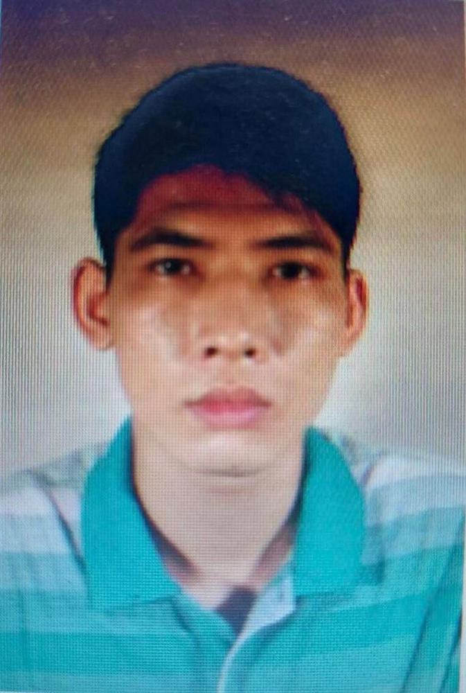 Người đàn ông bê trộm hơn 5 tấn tạ tập tay-1