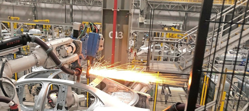 Nhật báo Đức: VinFast muốn chạy đua cùng Tesla-3