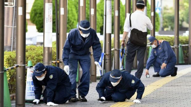 Vụ ám sát cựu Thủ tướng Abe Shinzo: Mẹ nghi phạm lên tiếng-2