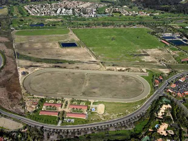 Bill Gates nói sẽ quyên toàn bộ tài sản cho từ thiện, nhưng trước đó phải sống như một tỷ phú đúng nghĩa đã!-10