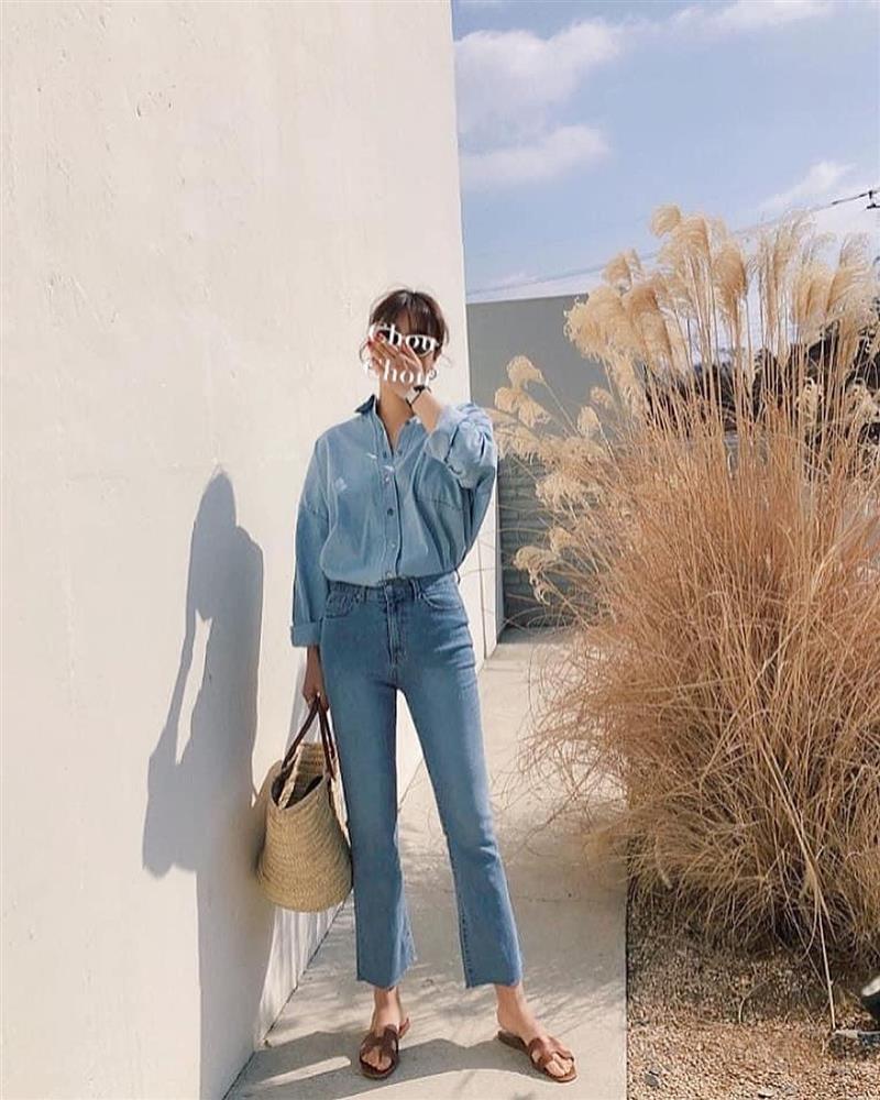 6 mẫu áo công sở hack tuổi hiệu quả nhất, mà vẫn chuẩn thanh lịch-12