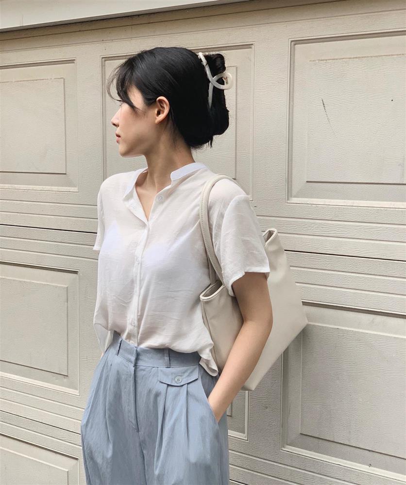 6 mẫu áo công sở hack tuổi hiệu quả nhất, mà vẫn chuẩn thanh lịch-18