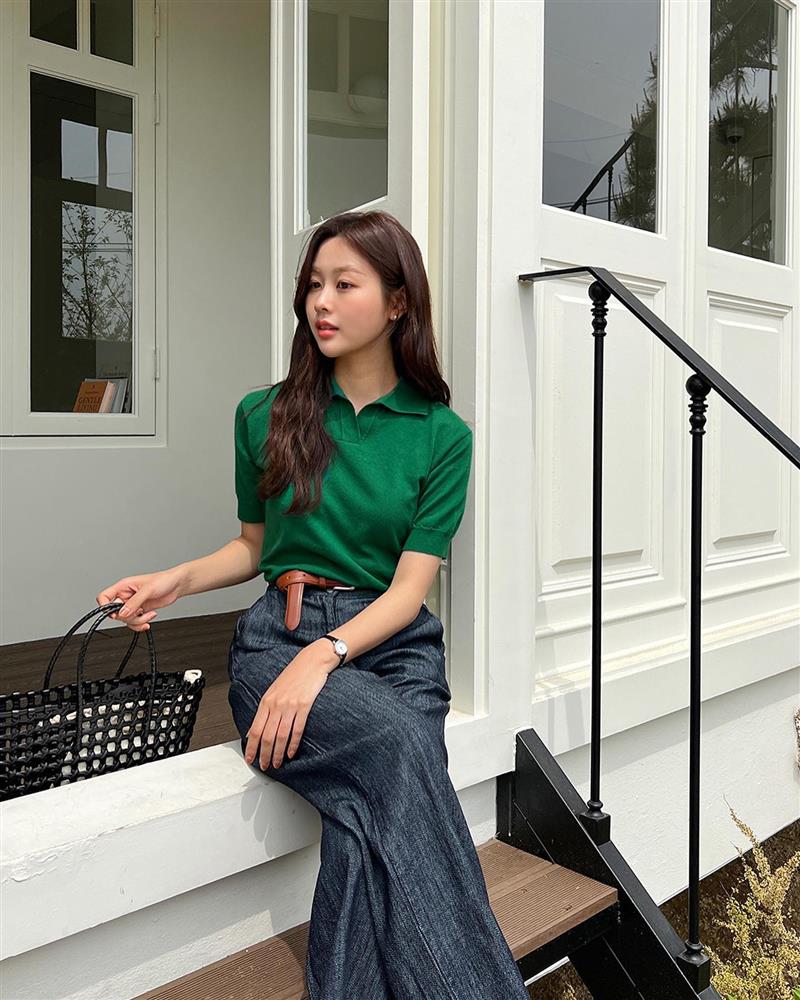 6 mẫu áo công sở hack tuổi hiệu quả nhất, mà vẫn chuẩn thanh lịch-8