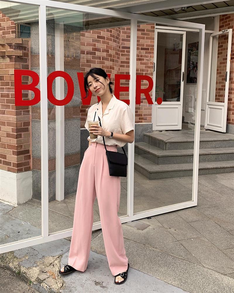 6 mẫu áo công sở hack tuổi hiệu quả nhất, mà vẫn chuẩn thanh lịch-21