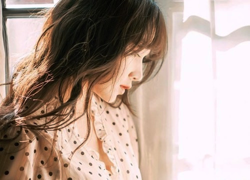 Nghỉ hè năm thứ 2 đại học trở về nhà, tôi sốc khi biết mẹ vừa sinh thêm em bé-1