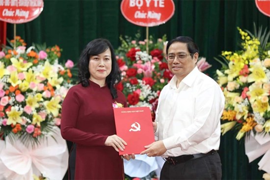 Bà Đào Hồng Lan giữ chức quyền Bộ trưởng Y tế