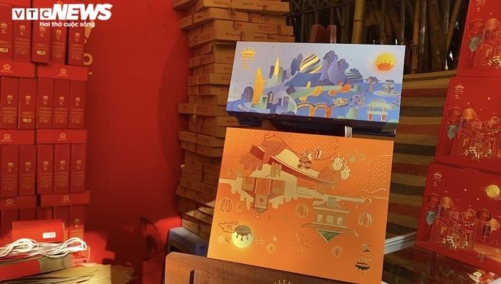 Bánh trung thu xuống phố, đắt đỏ hơn trước vì quay cuồng giữa ‘bão giá’-2