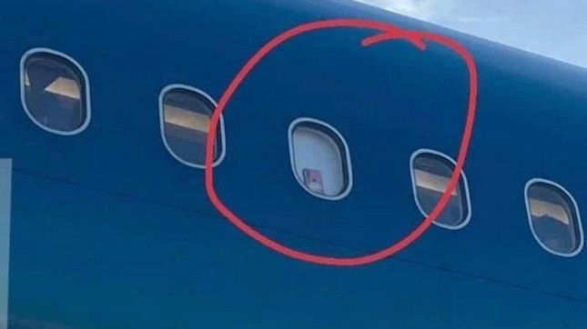 Siết an toàn hàng không sau vụ cô gái nhảy múa trước máy bay-2