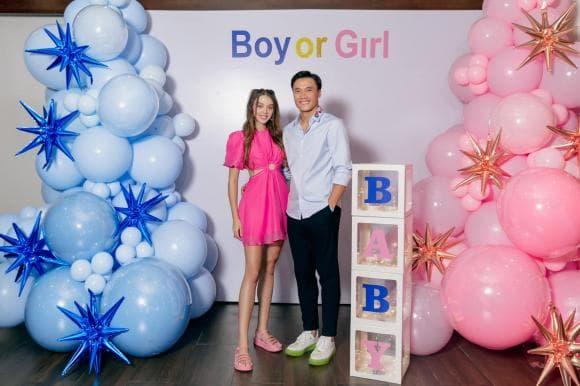 Giật mình mặt mộc của vợ Bùi Tiến Dũng khi mang bầu-1