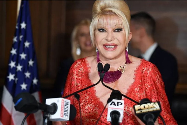 Ông Donald Trump dự tang lễ đẫm nước mắt” của vợ cũ-11