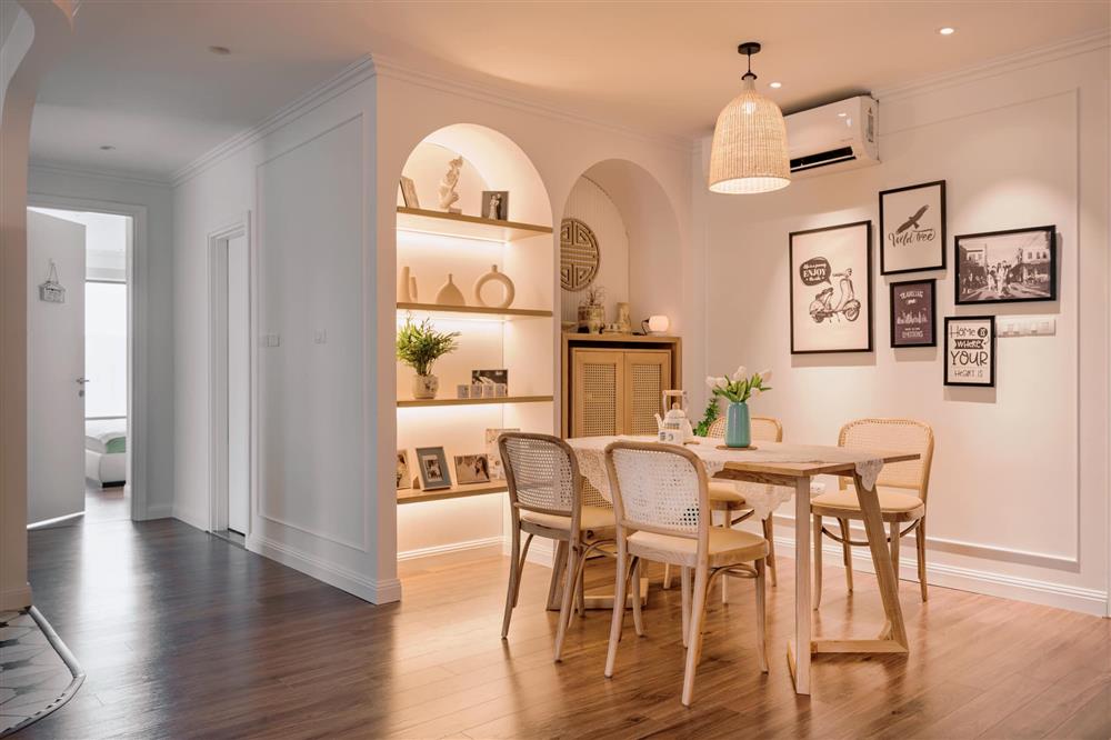 Chốt mua nhà trong phút mốt và sửa sang chỉ vỏn vẹn một tháng, cặp vợ chồng trẻ sở hữu căn hộ cực phẩm, thanh lịch mà ấm áp-6