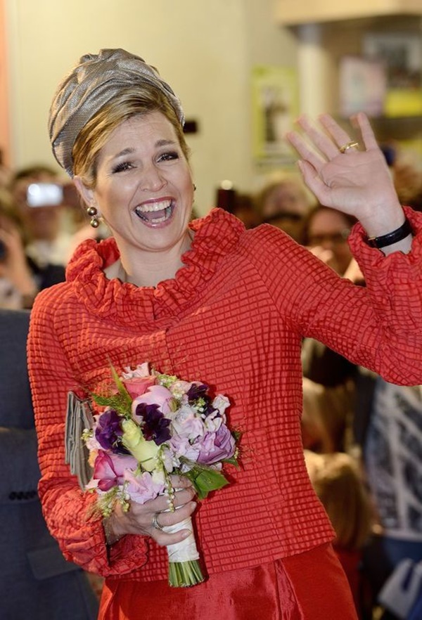 Hoàng hậu quốc dân với hành trình gian nan chinh phục quê hương chồng và nỗi buồn sâu thẳm bên trong-9