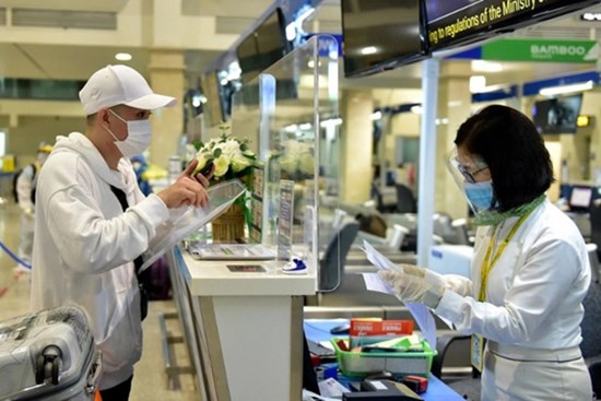 Mở bán vé máy bay Tết 2023, có chặng tăng giá gấp đôi