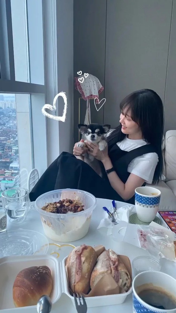 Jang Nara lần đầu đích thân hé lộ cuộc sống hôn nhân, hết lời khen ngợi tài nghệ nấu nướng của chồng-1
