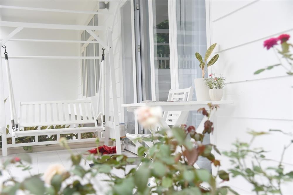 Biệt thự nhà vườn trị giá 21 tỷ đồng, rộng 500m2 tha hồ trồng ổi, cóc của MC Quyền Linh-6