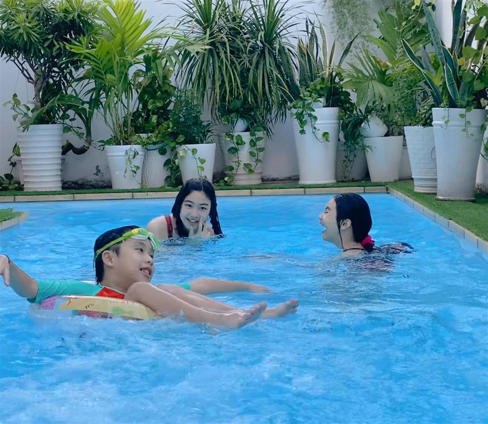 Biệt thự nhà vườn trị giá 21 tỷ đồng, rộng 500m2 tha hồ trồng ổi, cóc của MC Quyền Linh-9