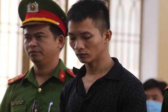 Người ném con gái xuống sông ở Quảng Nam lãnh án tử hình