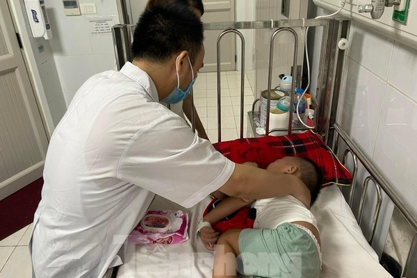 Nhiều người mắc bệnh mù mặt hậu Covid-19-3