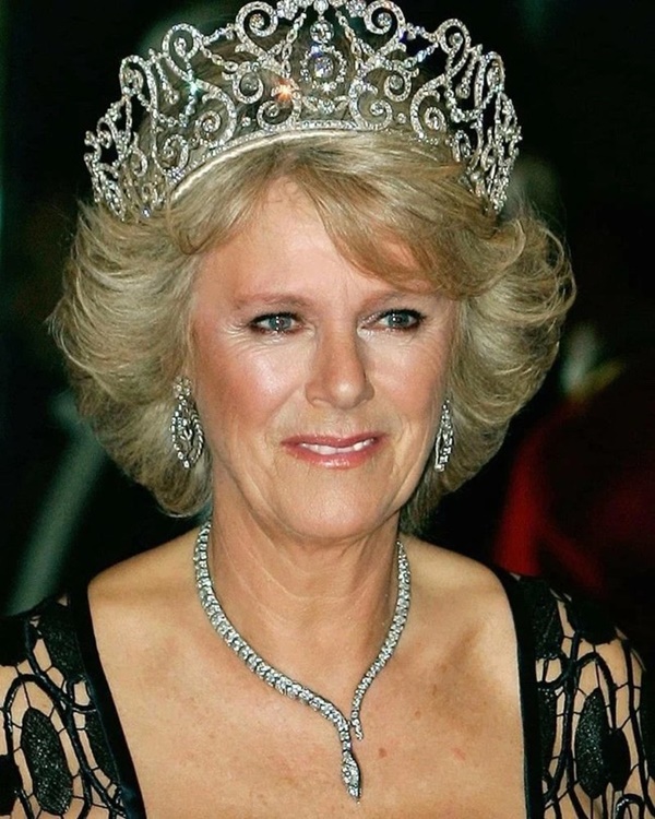 Chuyện hi hữu ở Hoàng gia: Trang sức của tiểu tam còn đắt giá hơn cả của chính thất-16