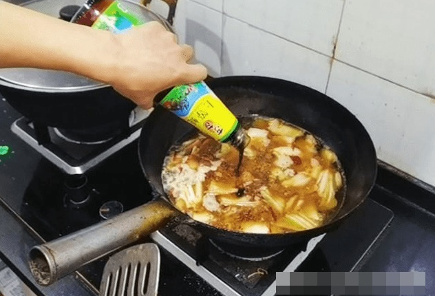 Mẹo luộc thịt lợn cần&nbsp;lưu ý 1 không làm 3 không thêm để&nbsp;thịt ngọt và không bị&nbsp;tanh-6