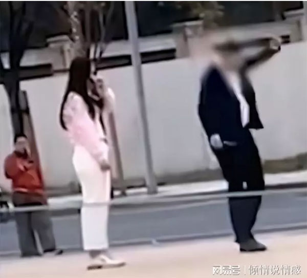 Vợ cúi đầu, khóc lóc xin chồng tha thứ vì trót lén lút bên ngoài, chồng nén nhịn chỉ làm một điều-1