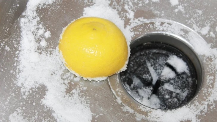 Vắt chanh đừng vội bỏ vỏ, đem dùng vào 8 việc này tiết kiệm cả đống tiền-2