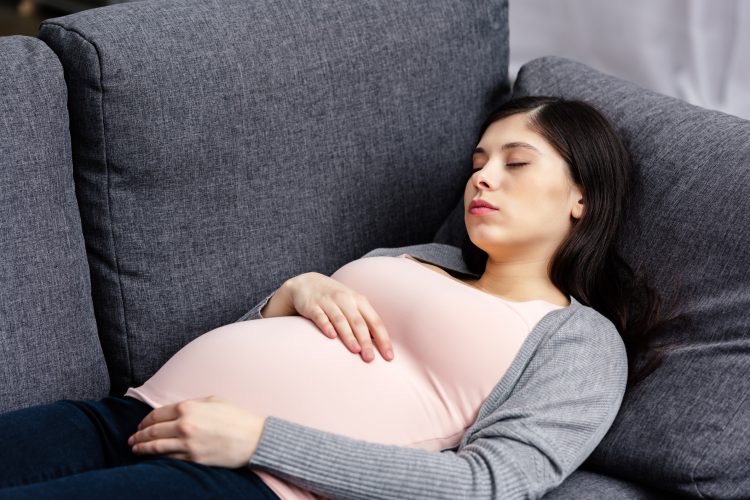 Thói quen ngủ của mẹ bầu có hại cho thai nhi-2