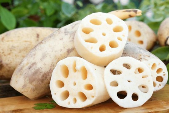 Củ sen có loại 7 lỗ và 9 lỗ: Muốn biết loại nào ngon bổ hơn, hãy làm theo cách sau