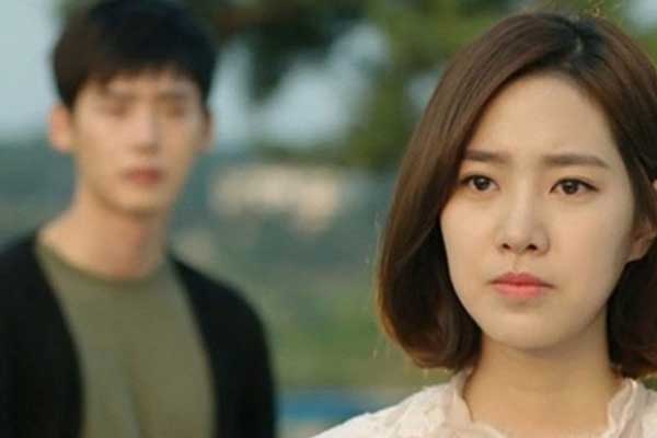 Em chồng gửi con trai cho tôi 10 năm, đứa bé thông minh gọi tôi là mẹ nhưng tôi không ngờ về sự thật bên trong-1