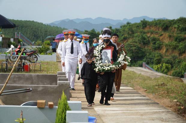 Con gái cố nghệ sĩ Giang Còi: Cho đến bây giờ, gia đình mới tìm được chỗ chôn cất ba-3