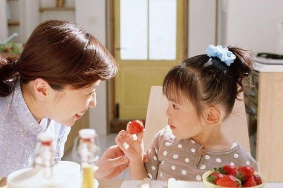 Giáo viên Tiểu học tiết lộ: Trước khi vào lớp 1, cha mẹ rèn cho con 5 THÓI QUEN này, đảm bảo càng học càng giỏi