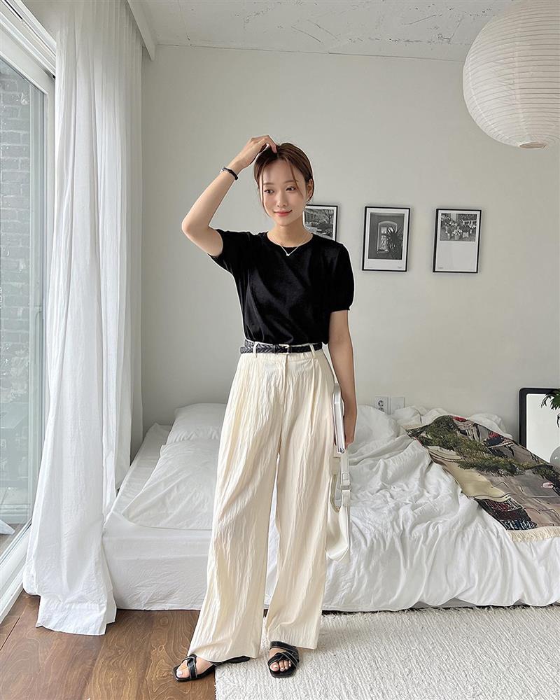 Quần trắng dễ mặc nhưng tinh tế nhất là diện theo 14 cách sau đây-7