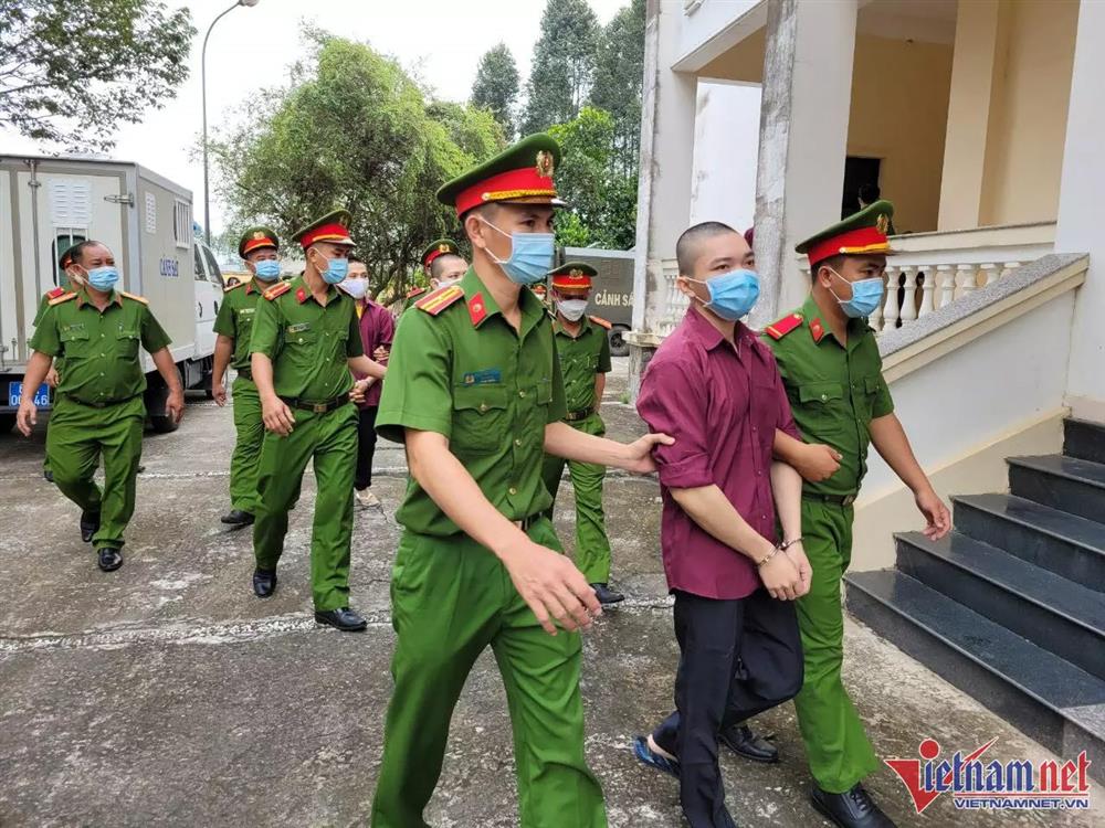 Vụ Tịnh thất Bồng Lai: 5 bị cáo khai mồ côi, ông Lê Tùng Vân nói chờ được... lấy vợ-2