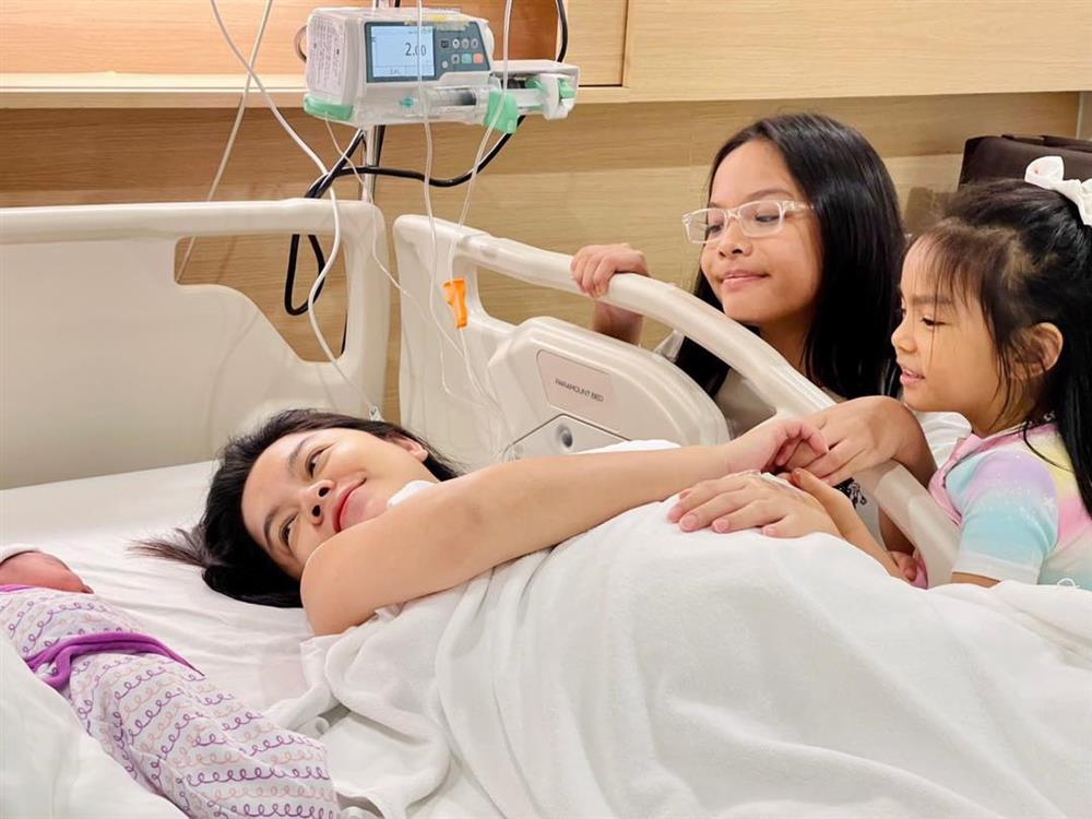 Phạm Quỳnh Anh đã sinh nhóc tì thứ 3, lần đầu hé lộ hình ảnh bạn trai-2