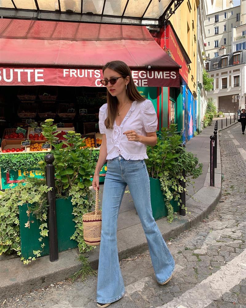 5 kiểu quần jeans phụ nữ Pháp hay diện nhất vì siêu tôn dáng