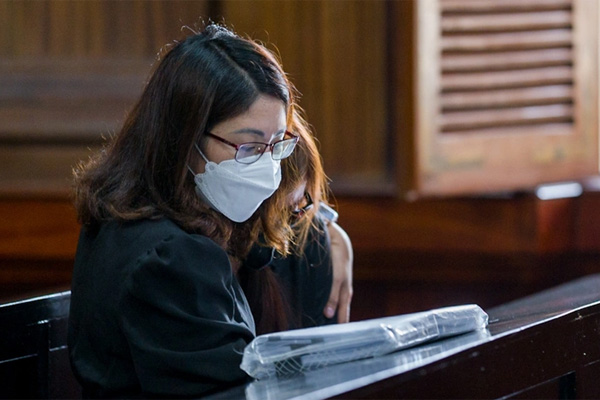 Vụ bé 8 tuổi bị bạo hành: Những hình ảnh chấn động, chưa từng công bố-12