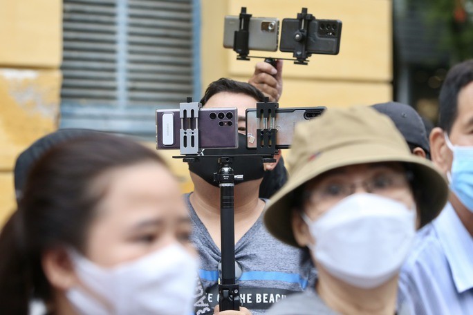 Dì ghẻ Nguyễn Võ Quỳnh Trang vừa khai vừa khóc-3