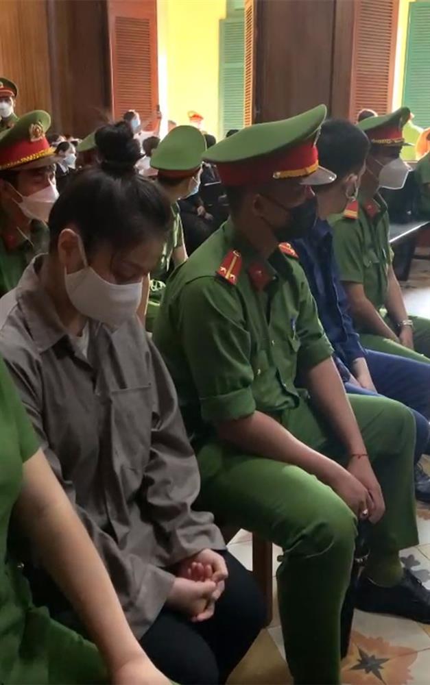 Vụ bạo hành bé gái 8 tuổi: Bị cáo Thái không có ý định có con chung với Trang-6