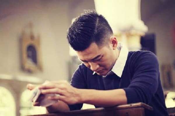 Sinh nhật vợ, tôi cố tình nói dối đi làm thêm để tạo sự bất ngờ, ai ngờ điều này đã biến thành trò hề khi tôi trở về nhà-1