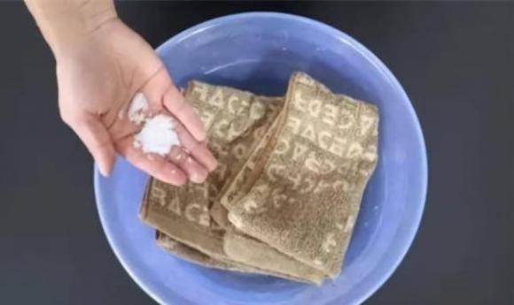 Khăn có mùi hôi và nhớt khi sử dụng lâu ngày, dạy bạn cách làm sạch hiệu quả gấp mười lần giặt thông thường-2