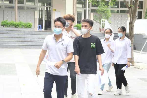 Đạt điểm tuyệt đối có trượt tất cả nguyện vọng?-1