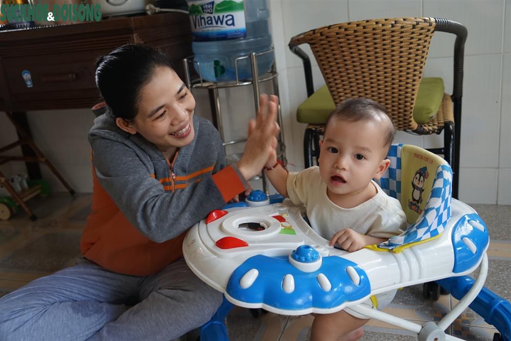 Gặp sản phụ chết đi sống lại 6 lần: Nghĩ đến việc bác sĩ hết lòng cứu chữa, mình phải cố gắng sống tốt hơn...-4