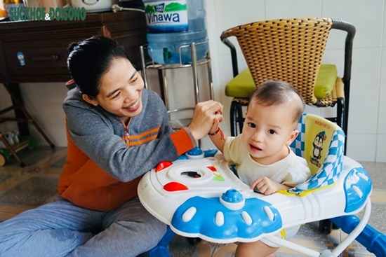 Gặp sản phụ ''chết đi sống lại'' 6 lần: Nghĩ đến việc bác sĩ hết lòng cứu chữa, mình phải cố gắng sống tốt hơn...