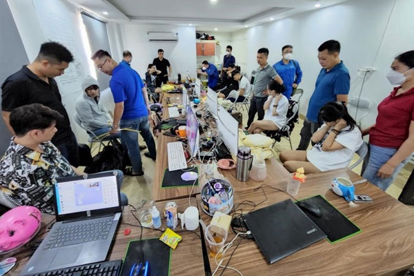 Phá đường dây cho vay lãi nặng xuyên quốc gia, lãi suất lên tới 2.090%-1