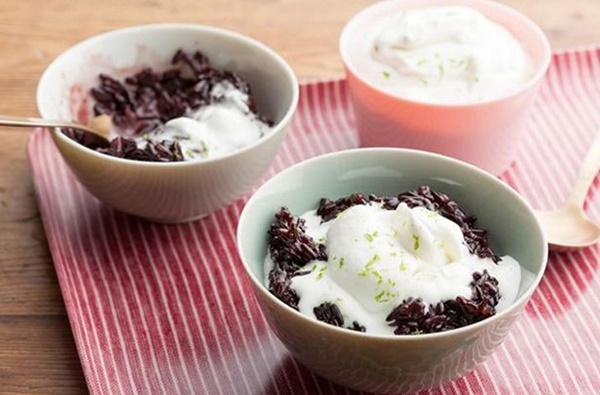 Cách làm sữa chua nếp cẩm đơn giản tại nhà thơm ngon, béo bùi, ai cũng tấm tắc khen-3